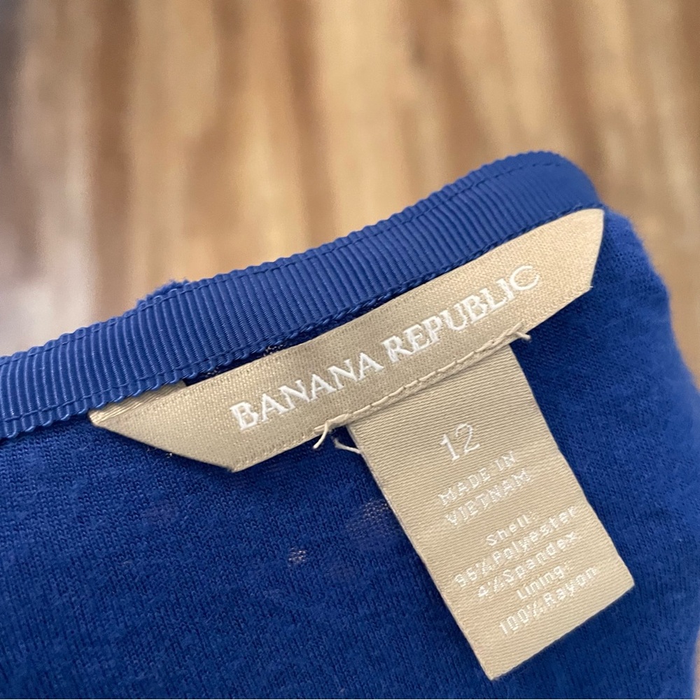 Banana Republic Royal Crochet Lace Short Sleeve Top - Picture 6 of 7
